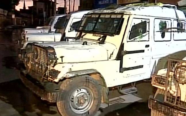 ಪೊಲೀಸ್ ಠಾಣೆ ಮೇಲೆ ಉಗ್ರರ ಗ್ರೆನೇಡ್ ದಾಳಿ ; ಓರ್ವ ಸಾವು